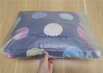Pillow এবং চার টুকরা Suit প্যাকেজ জন্য বোতাম সঙ্গে পিভিসি প্যাকেজিং ব্যাগ সাফ করুন